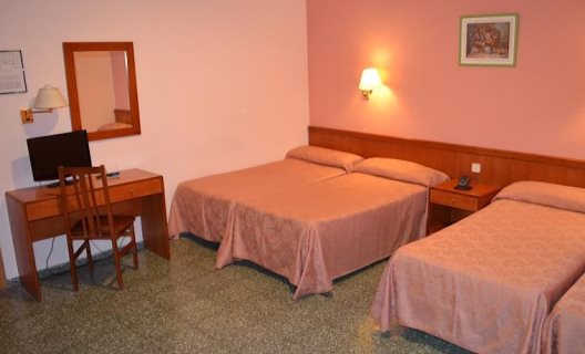 Hotel Cuatro Naciones