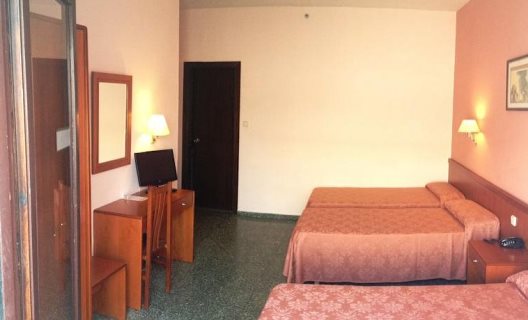 Hotel Cuatro Naciones