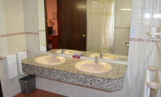Hotel Cuatro Naciones