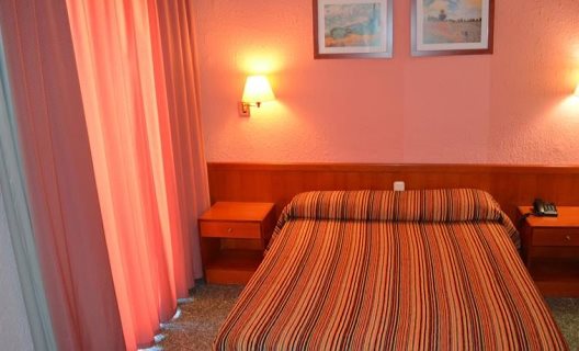 Hotel Cuatro Naciones