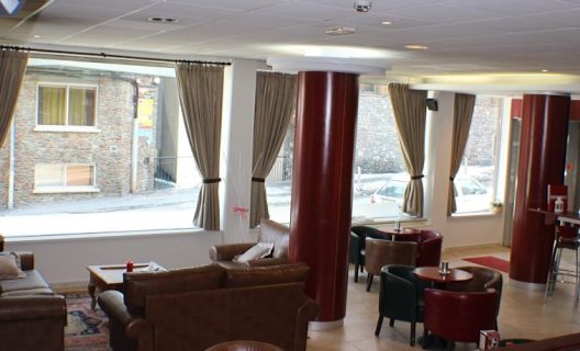 Hotel Cubil