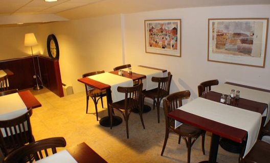 Hotel Cubil