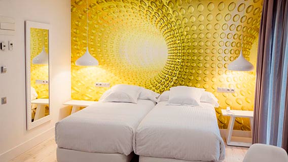 Hotel Cuevas