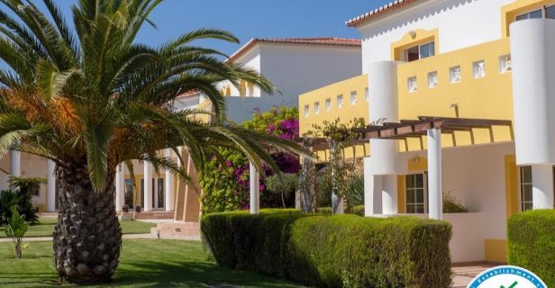 Hotel Cvl Club House