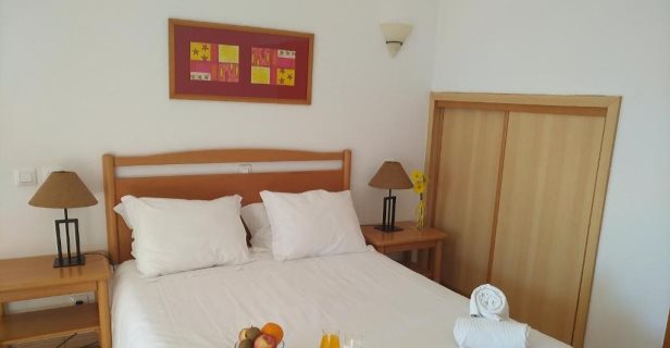 Hotel Cvl Club House