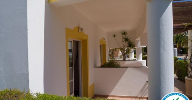 Hotel Cvl Club House