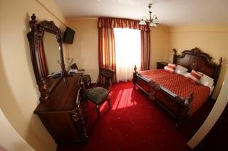 Hotel Daisy Superior
