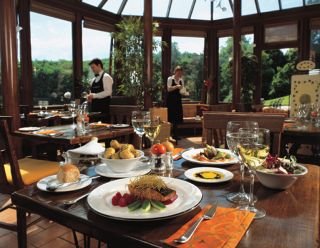 Hotel Dalhousie Castle