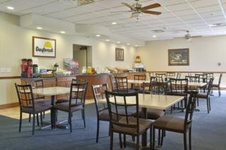 Hotel Days Buffalo Airport