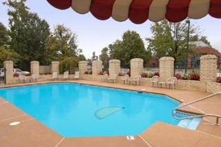 Hotel Days Inn Airport Oyster Point