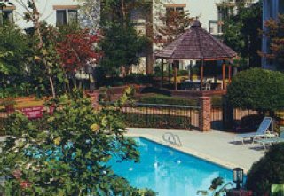 Hotel Days Inn And Suites St. Louis-westport
