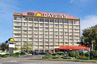 Hotel Days Inn At The Falls