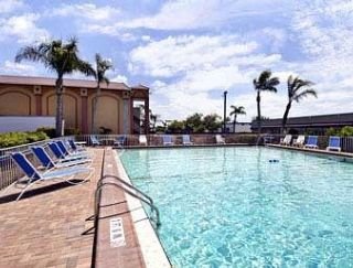 Hotel Days Inn South