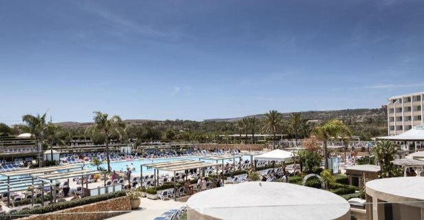 Hotel Db Seabank Resort