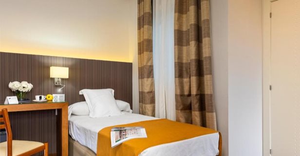 Hotel De Francia Paris