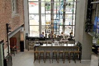 Hotel De Hallen