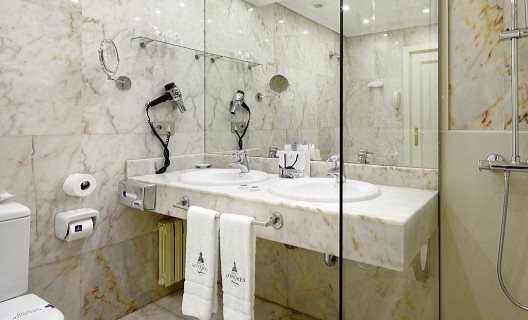 Hotel De Londres Y De Inglaterra