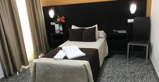 Hotel De Los Faroles