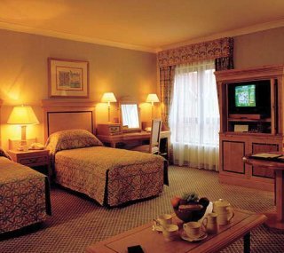 Hotel De Vere Shaw Ridge