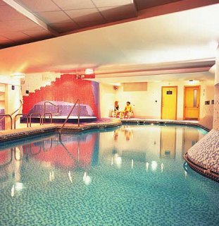 Hotel De Vere Whites