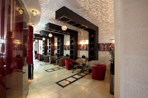 Hotel Dellarosa Suites And Spa