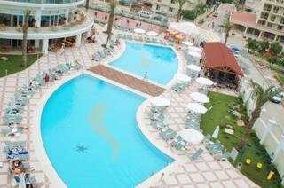 Hotel Deluxe Pinetapark