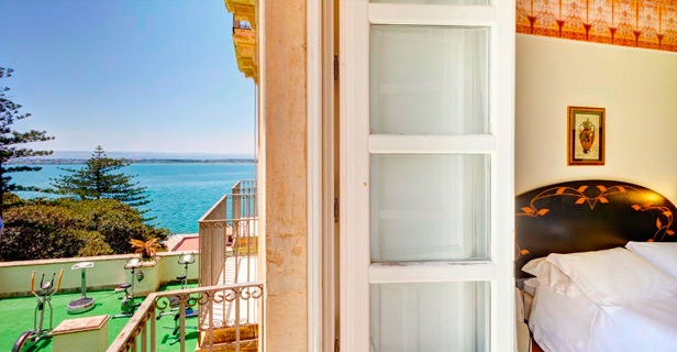 Hotel Des Etrangers Et Miramare