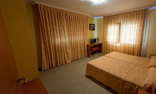 Hotel Dinajan