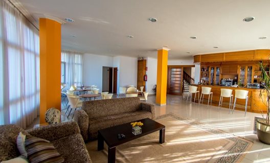 Hotel Dinajan