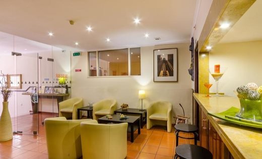 Hotel Dinya Lisbon