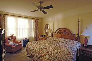 Hotel Disney's Saratoga Springs Resort & Spa Package