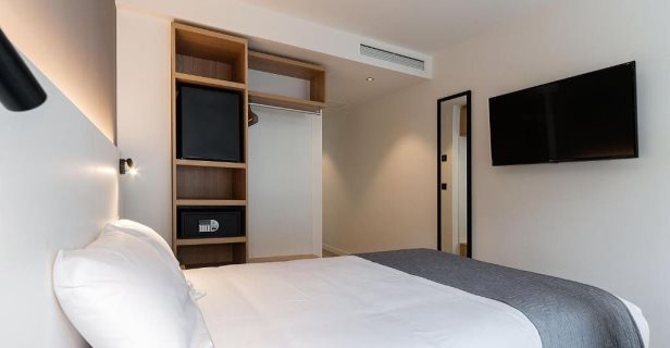 Hotel Distrito Oeste