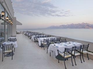Hotel Divan Antalya