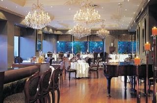Hotel Divani Caravel