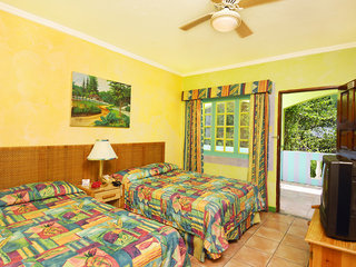 Hotel Doctors Cave Beach