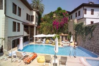 Hotel Dogan