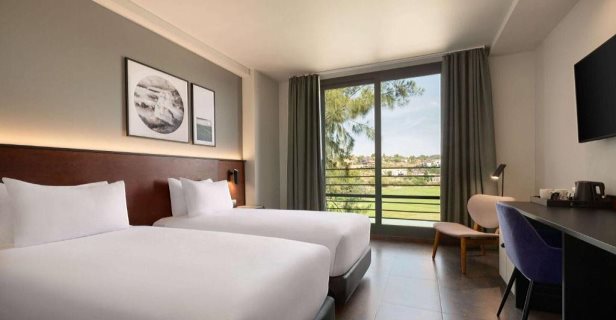 Hotel Dolce By Wyndham Barcelona Resort