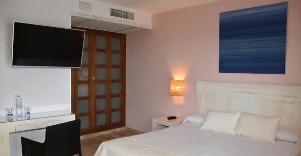 Hotel Doña Lola Zahara