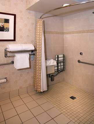Hotel Doubletree By Hilton Bakersfield