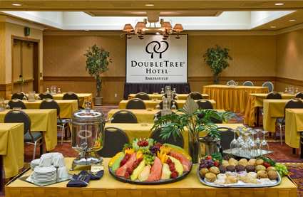 Hotel Doubletree By Hilton Bakersfield