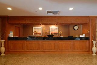 Hotel Doubletree By Hilton Carson