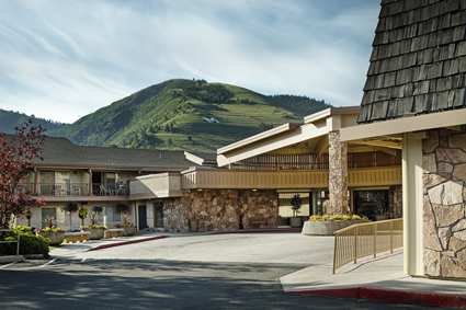 Hotel Doubletree By Hilton Missoula Edgewater