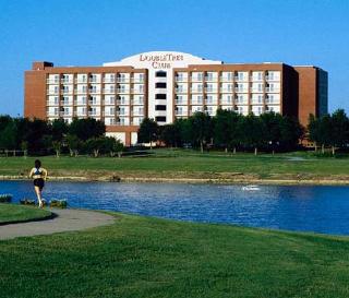 Hotel Doubletree Club By Hilton Dallas Farmers