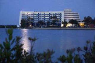 Hotel Doubletree Guest Suites Tampa Bay