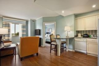 Hotel Doubletree Suites By Hilton Naples