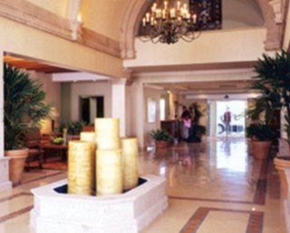 Hotel Doubletree Suites By Hilton Saltillo