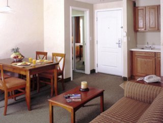 Hotel Doubletree Suites By Hilton Saltillo