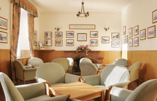 Hotel Dreadnought