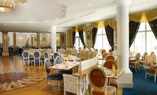 Hotel Dream Castle At Disneyland Paris