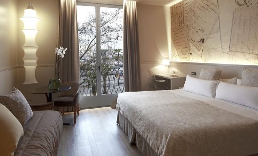 Hotel Duquesa De Cardona